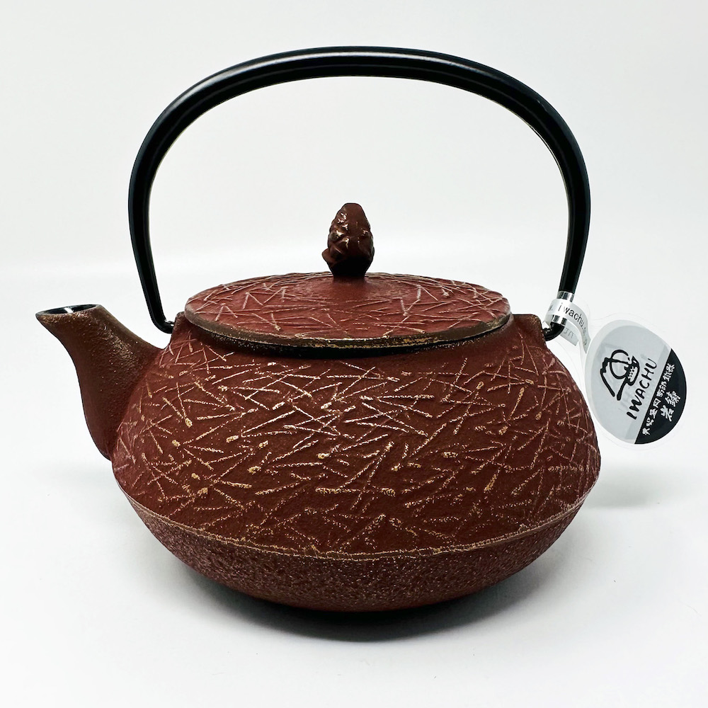 Iwachu Tetsubin Cast Iron Tea Pot (22 fl.oz )