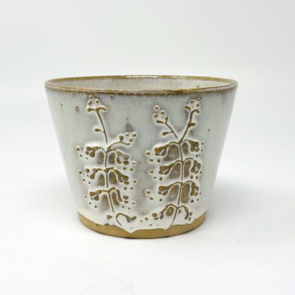 Cup Lilly of the valley (11oz ) by Naomi Kitamura