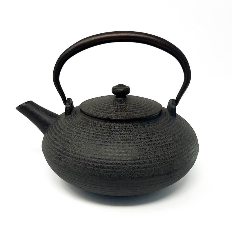 Cast Iron Kettle -Itome