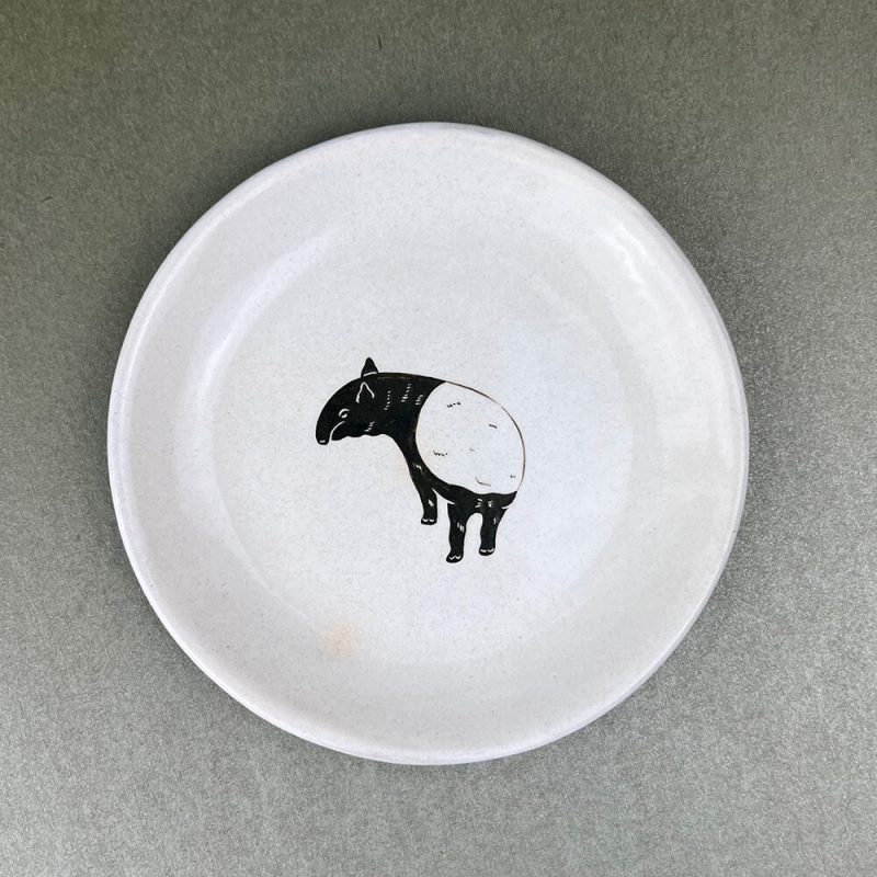 Plate Tapir (5.75"D) by Takunobu Sawada