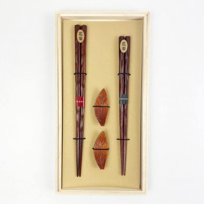 Wakasa-nuri Pair Chopsticks & Rests Set (9" and 8.25")