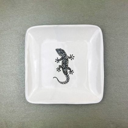 Sq.Plate Lizard (6.5"D) by Takunobu Sawada