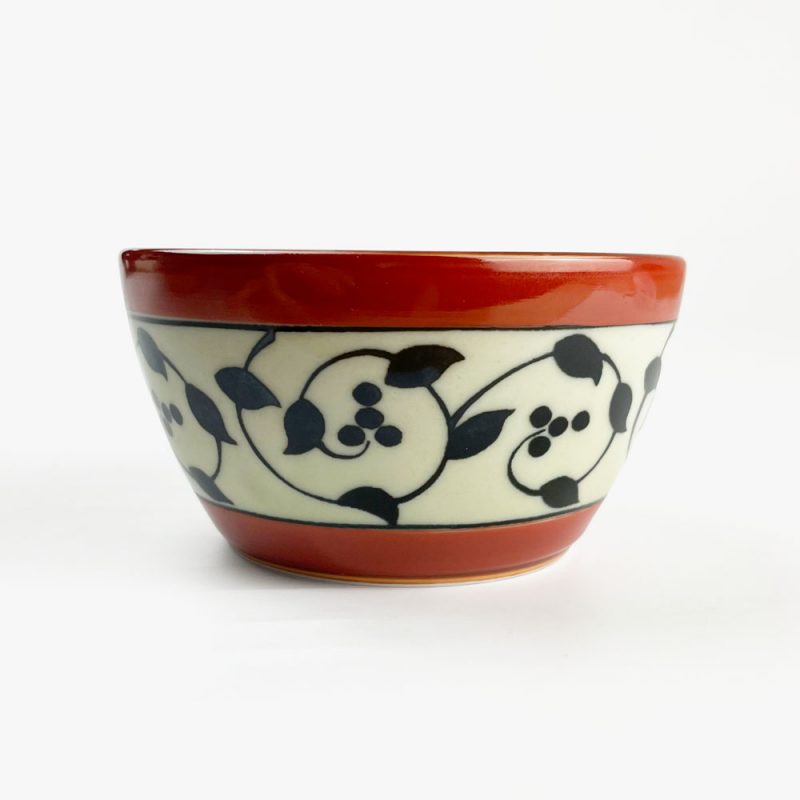 Arita TC Cov.Bowl Small Akamaki Karakusa (4"D)