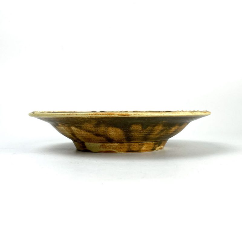 Deep Plate Jyomon Brown by Yasuko Maeda (8.5"D)