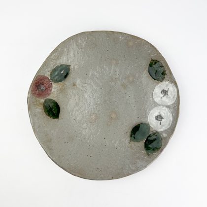 Plate Tsubakikamon (9.5"D) by Musashi Tsujii