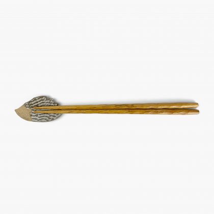 Chopstick Rest Hedgehog White (2.5" x 1.5") by Keishugama