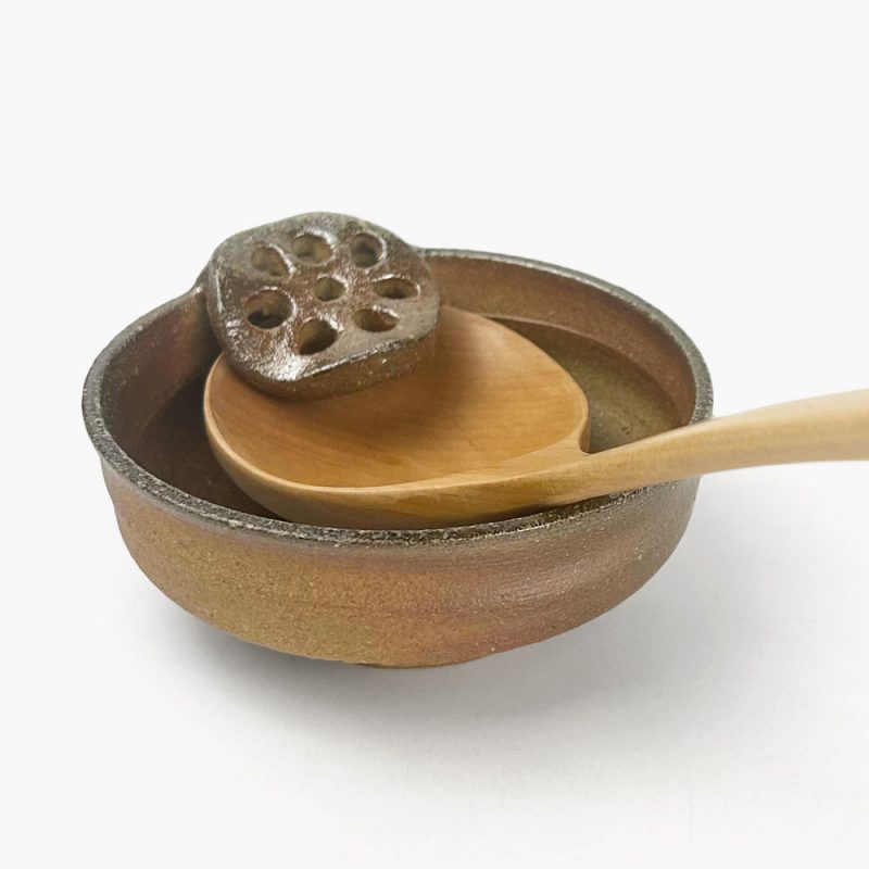 Tetote Ladle Stand Brown (4.25"D) by Keishuugama