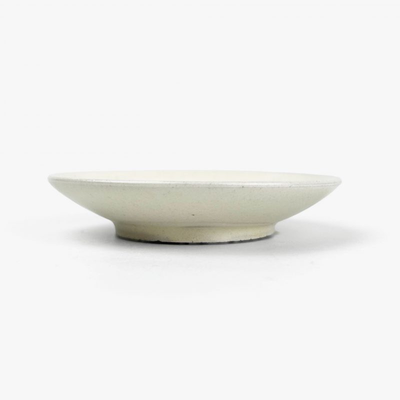 Mamezara Plate Penguin (3.75"D) by Takunobu Sawada