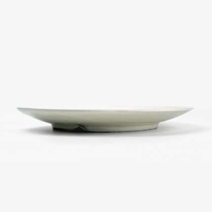 Round Plate Whale (7.75"D) by Takunobu Sawada