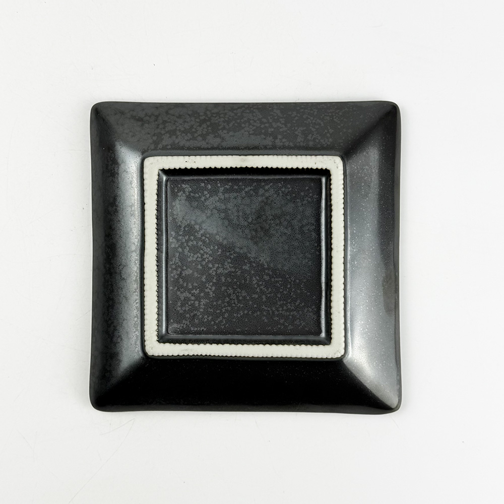 Sq. Plate Small Tessa (5"D)